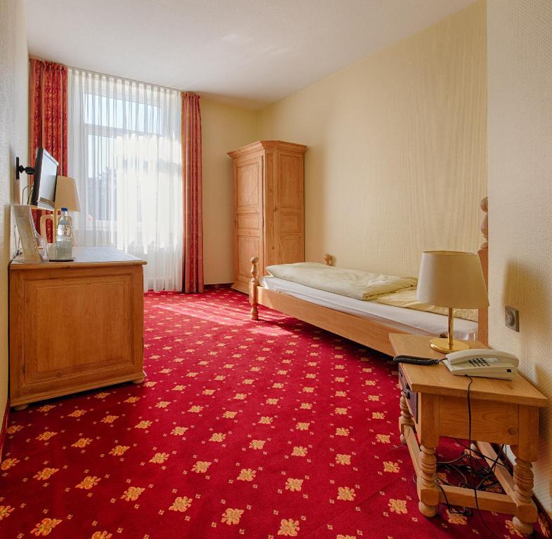 Hotel Kronprinz Garni Минден Номер фото