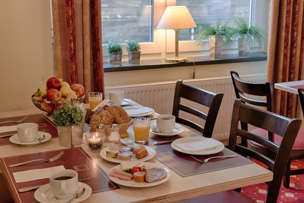 Hotel Kronprinz Garni Минден Экстерьер фото