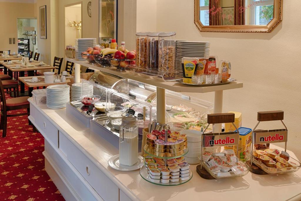 Hotel Kronprinz Garni Минден Экстерьер фото