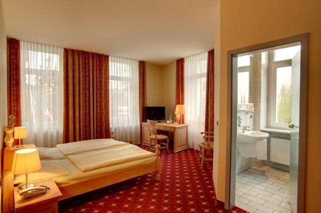 Hotel Kronprinz Garni Минден Номер фото
